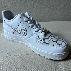 Nike Air Force 1 - White “Serena Williams”, Men’s Size 9.5, Women’s Size 11